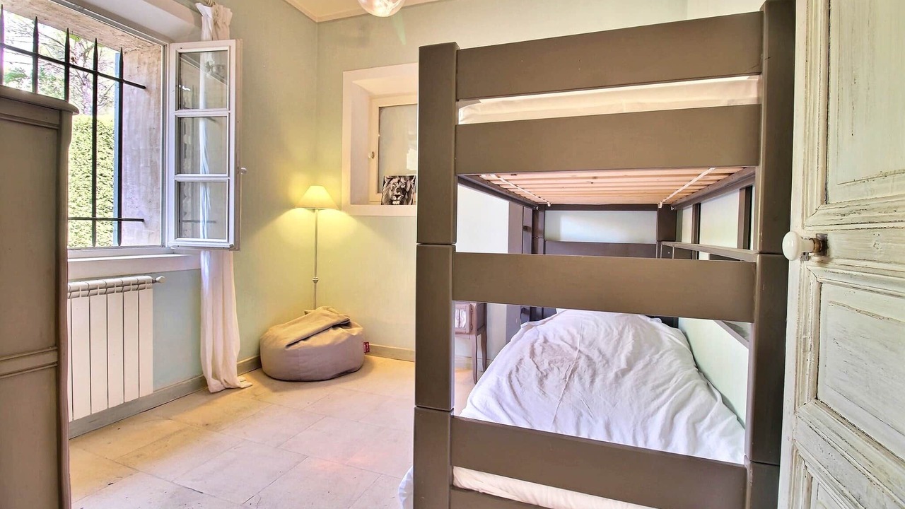 Photo of Bedroom in Saint-Cannat