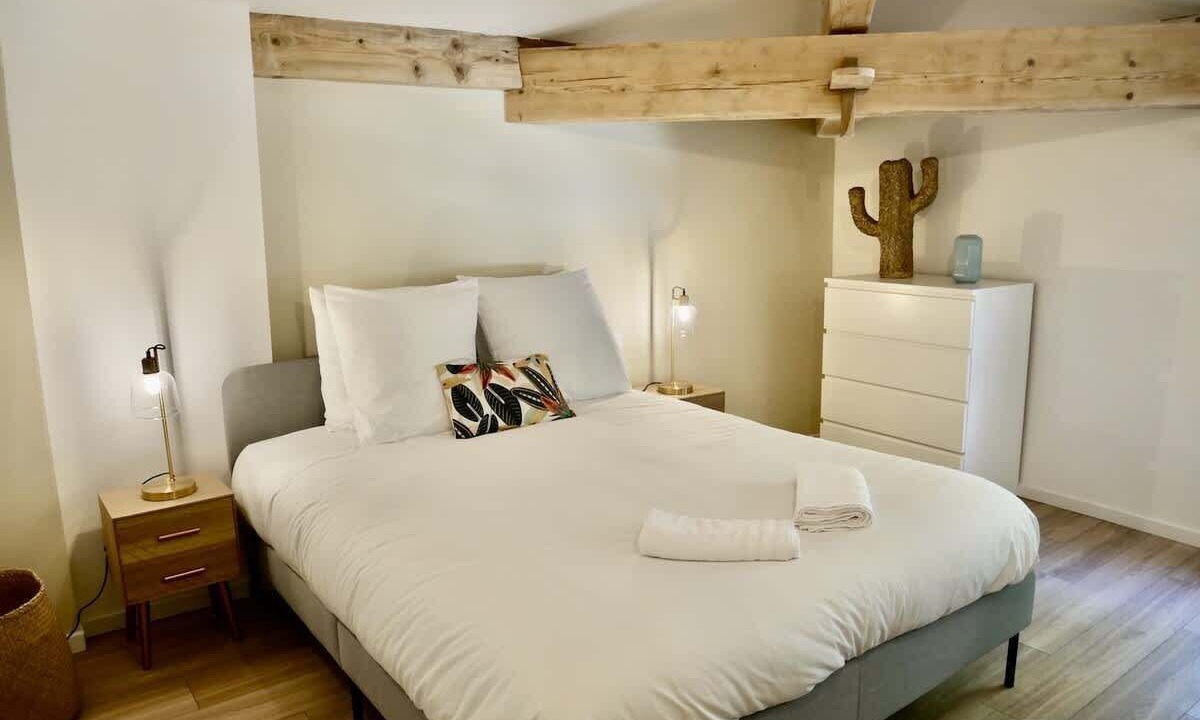Photo of Bedroom in Ventabren