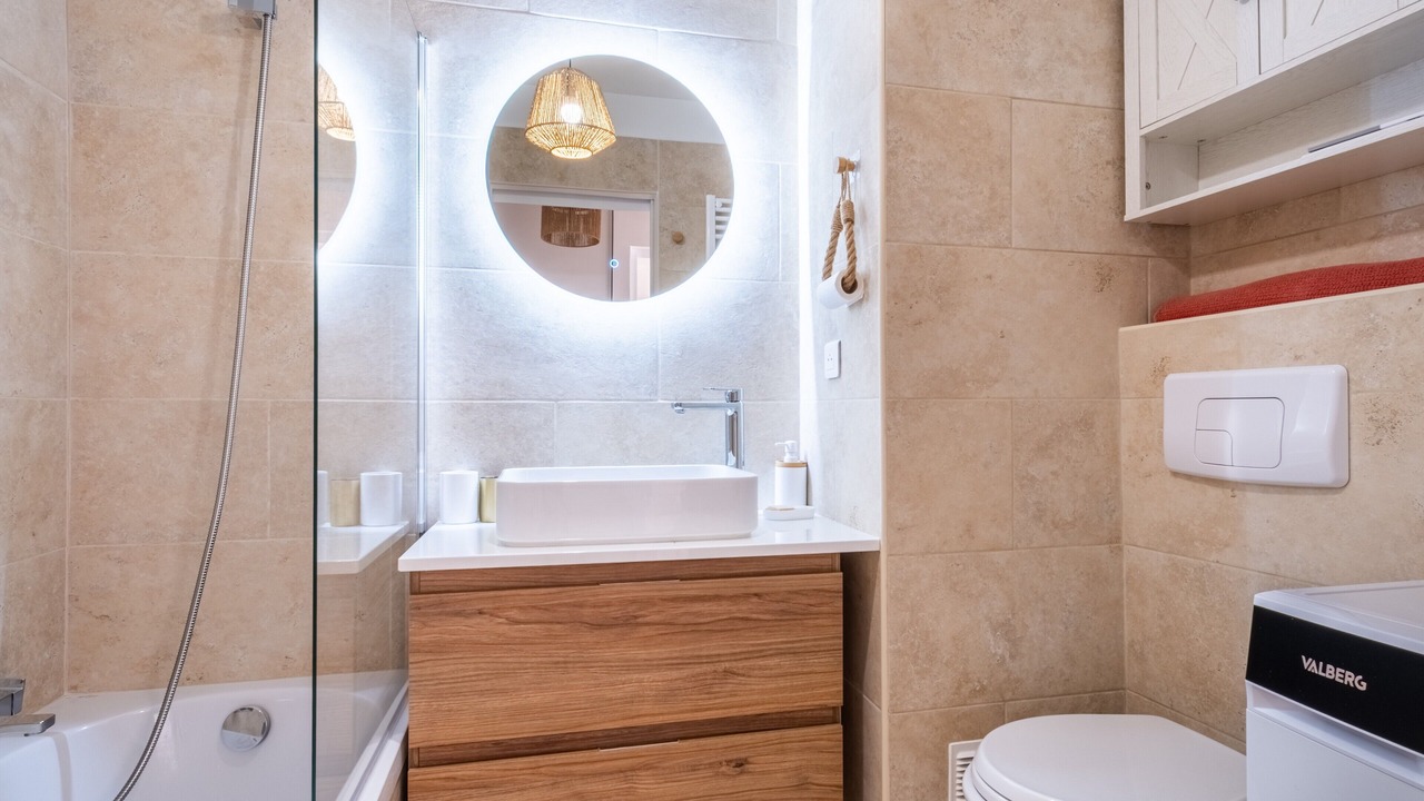 Photo of Bathroom in Boulouris-sur-Mer