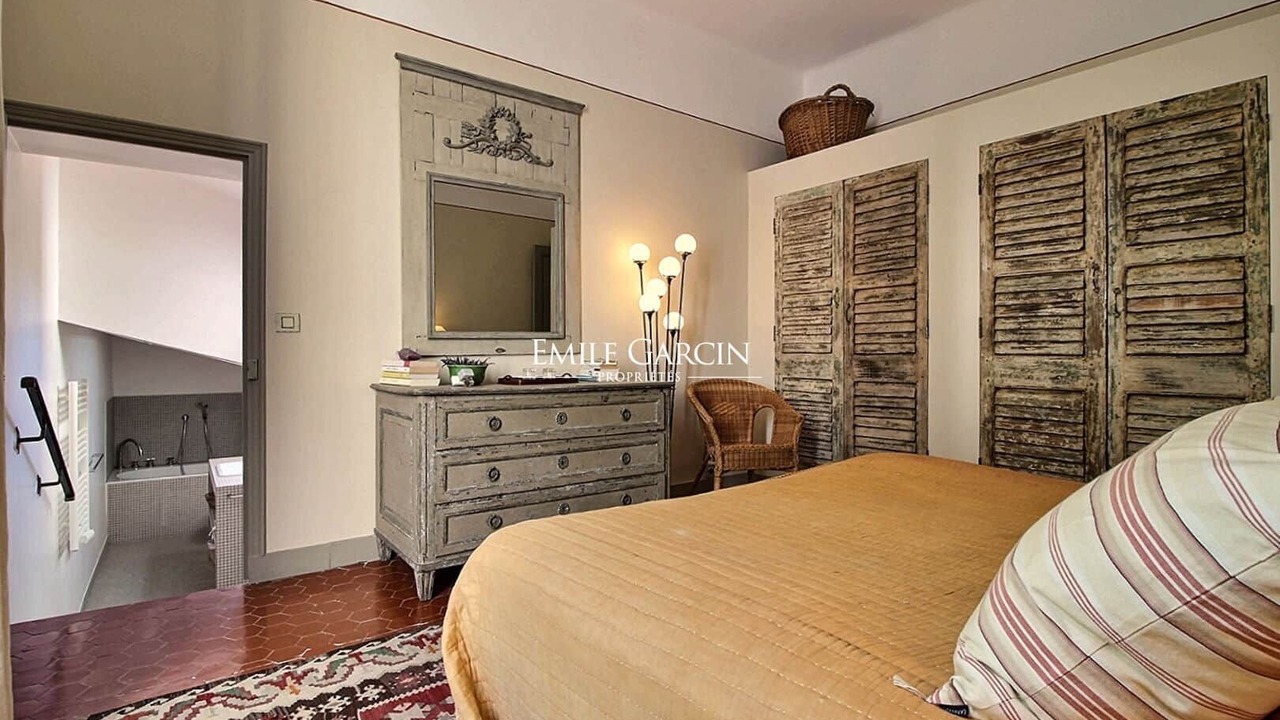 Photo of Bedroom in Lambesc