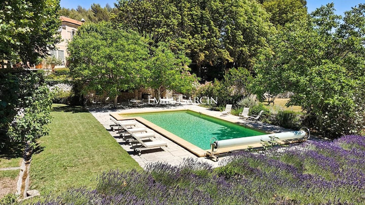 Photo of Outdoor in Lambesc