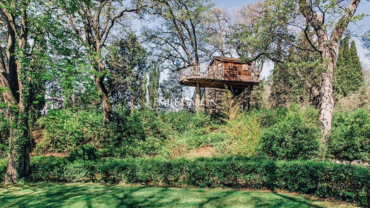 Photo of Outdoor in Lambesc