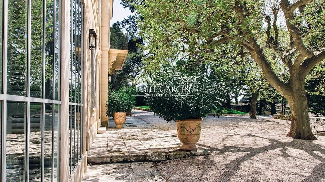 Photo of Outdoor in Lambesc
