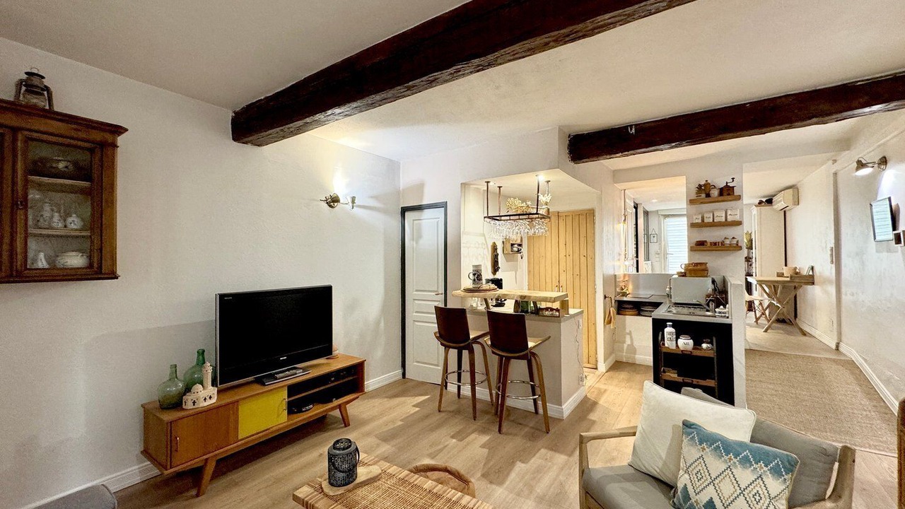 Photo of Livingroom in Comedie