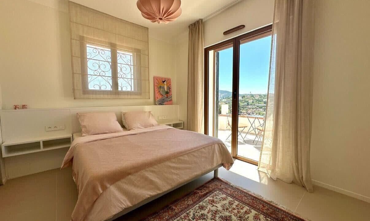 Photo of Bedroom in La Napoule
