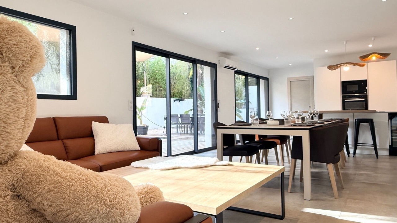 Photo of Livingroom in Saint-Aygulf