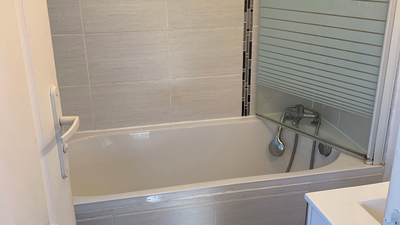 Photo of Bathroom in Aubagne