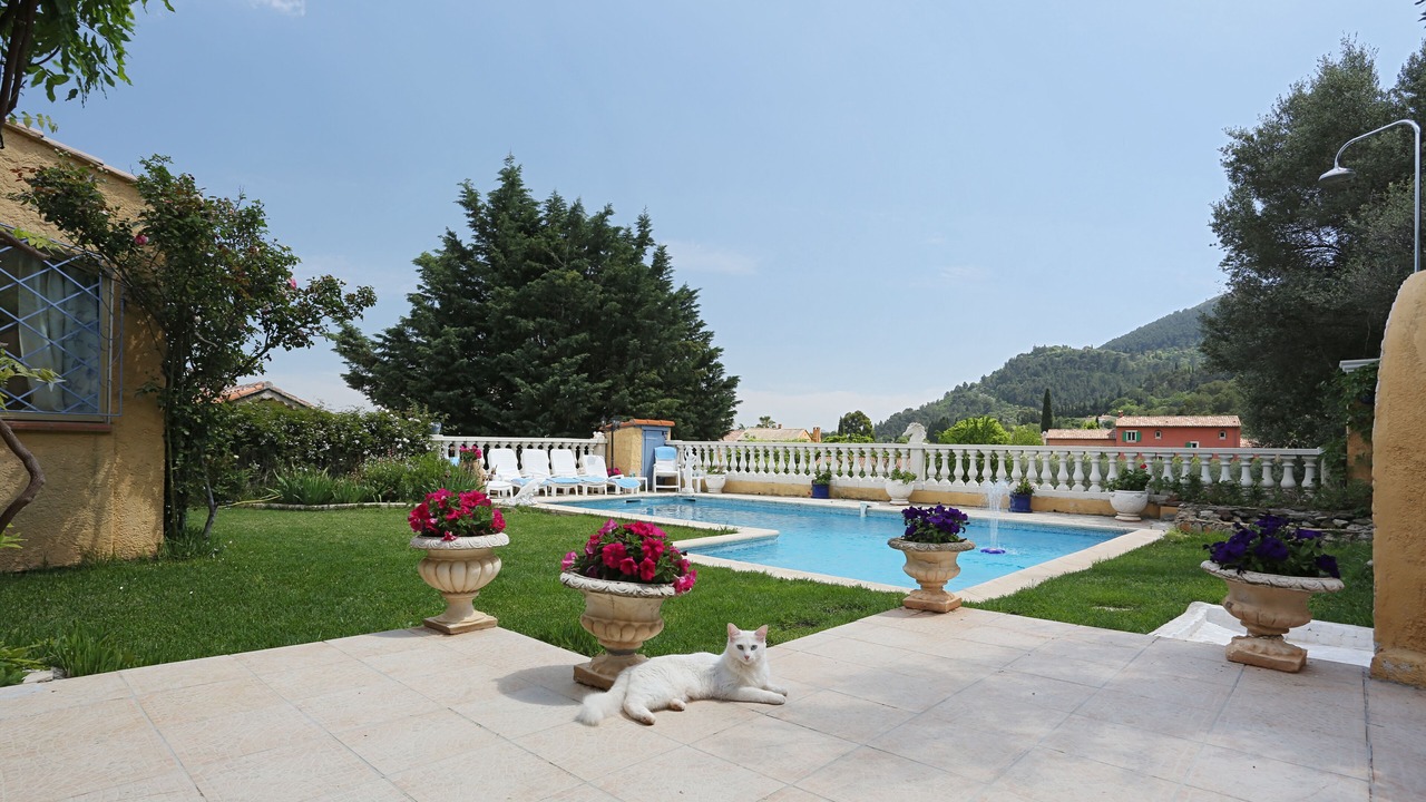 Photo of Outdoor in Sollies Pont
