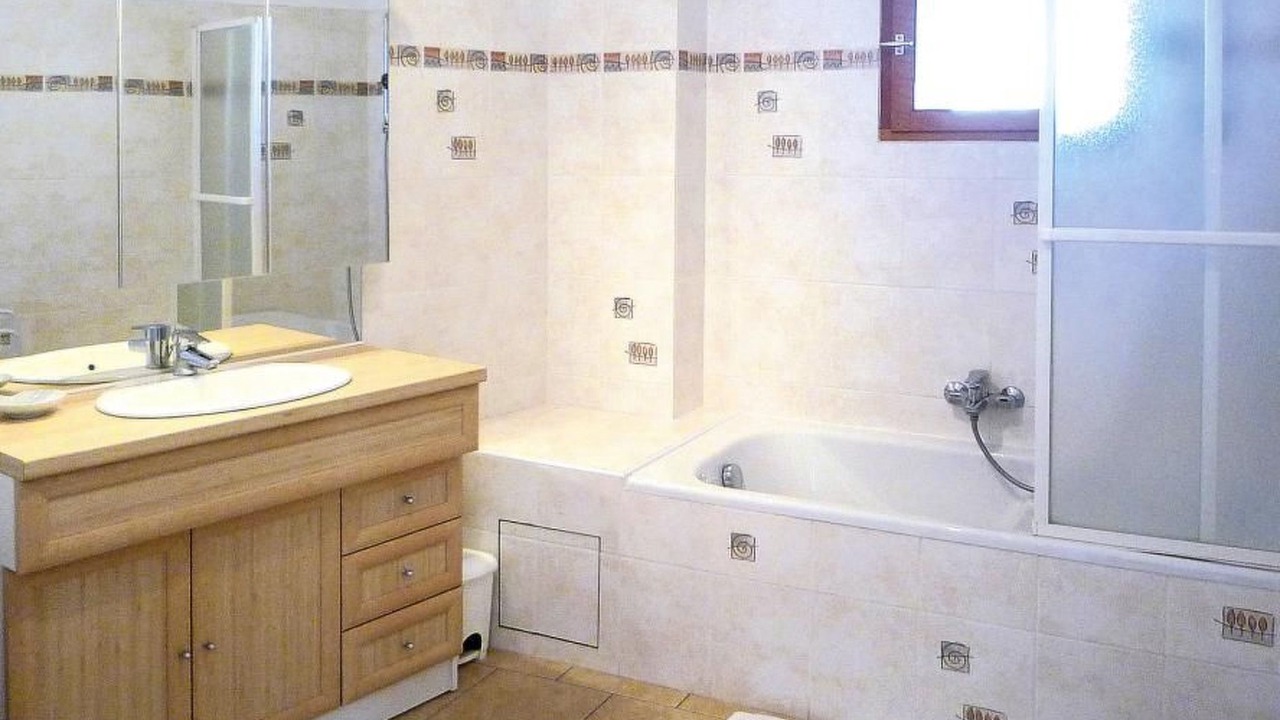 Photo of Bathroom in Bonnieux