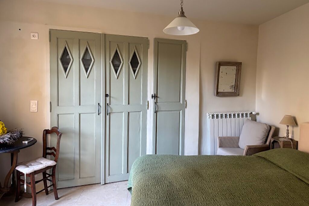Photo of Bedroom in Lourmarin