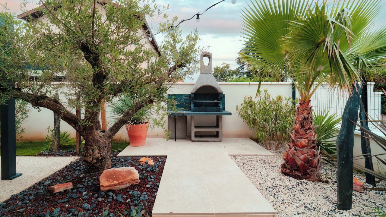 Photo of Patio Balcony in Tignieu-Jameyzieu