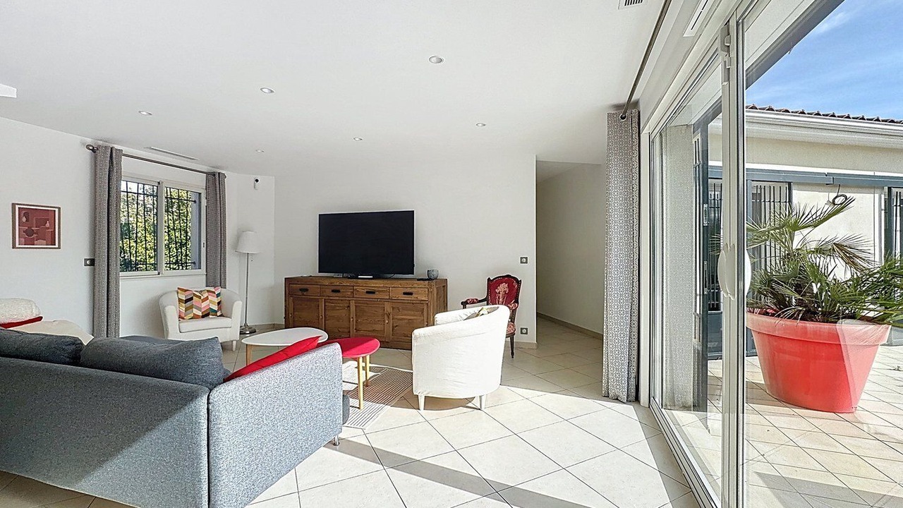 Photo of Livingroom in Teyran