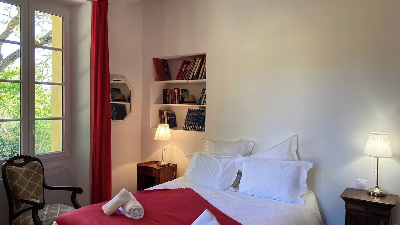 Photo of Bedroom in Neoules