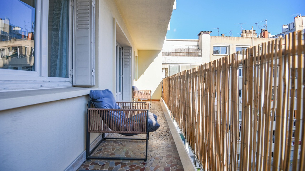 Photo of Patio Balcony in Saint-Victor