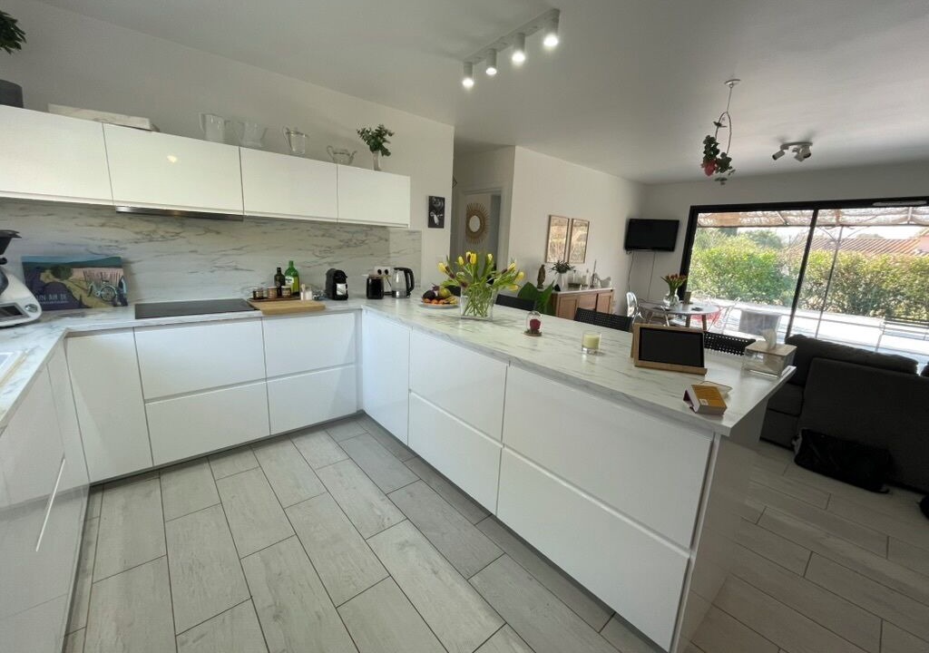 Photo of Kitchen in Cadenet