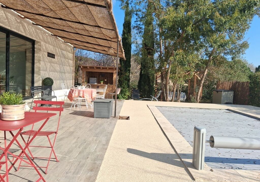 Photo of Outdoor in Cadenet