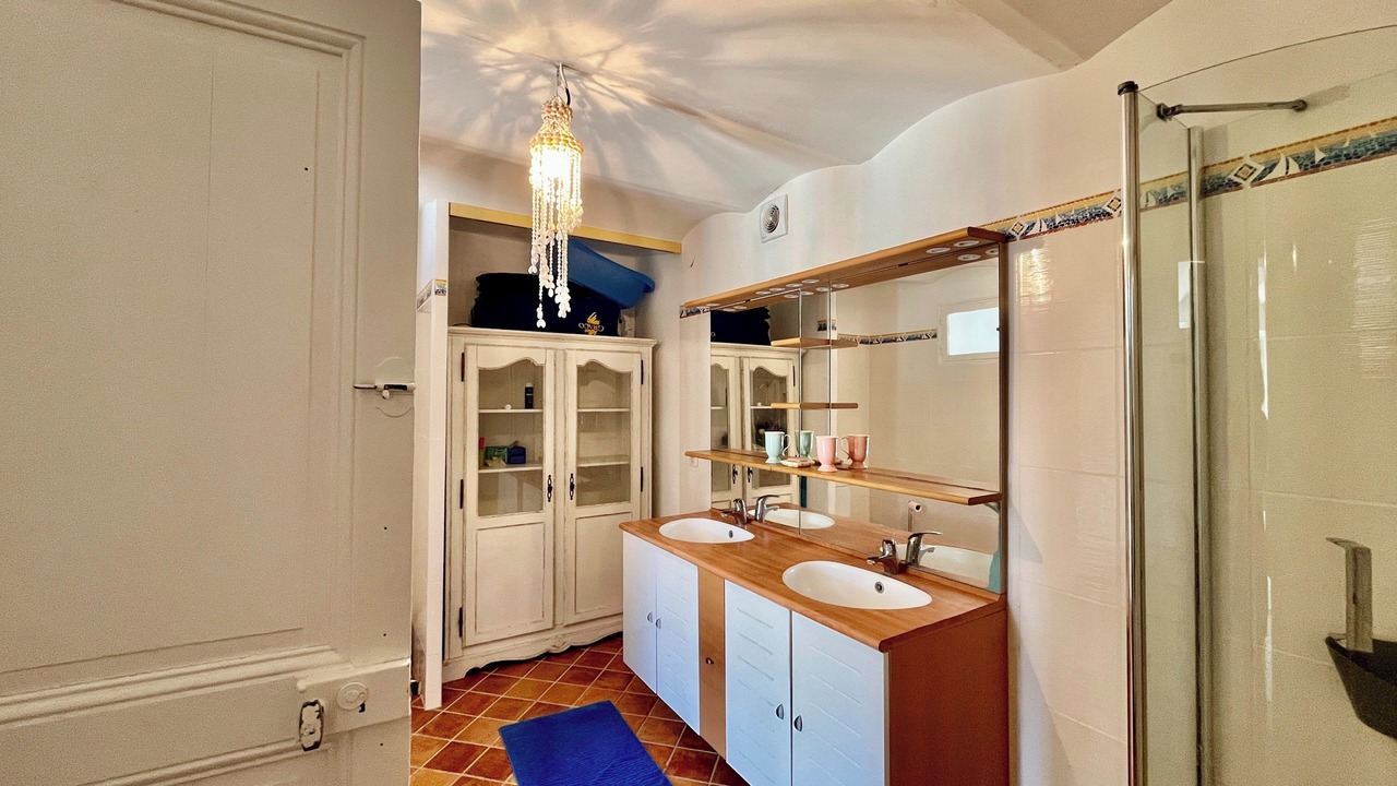 Photo of Bathroom in Giens