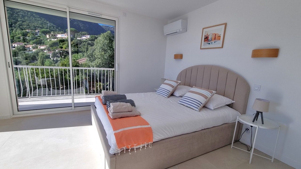 Photo of Bedroom in Cavalaire-sur-Mer