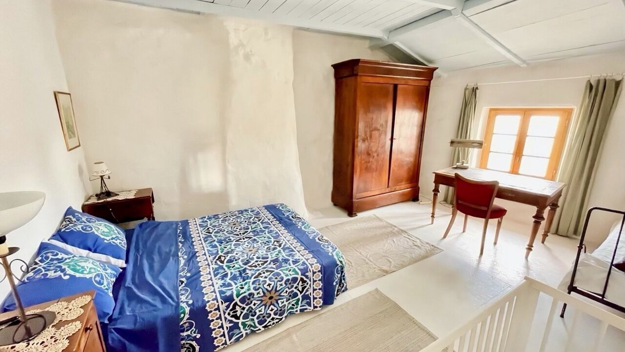 Photo of Bedroom in Salles-sous-Bois