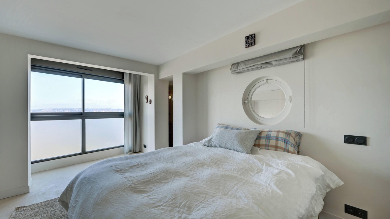 Photo of Bedroom in Endoume