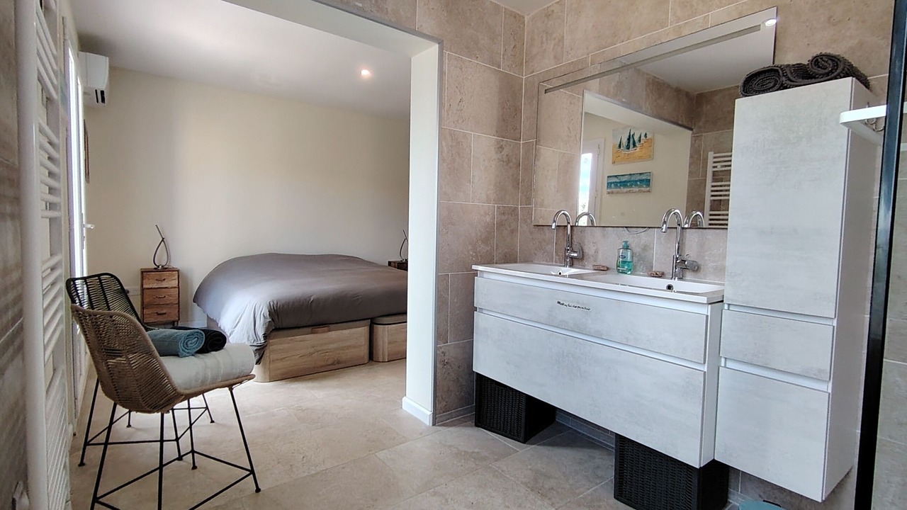 Photo of Bedroom in Giens