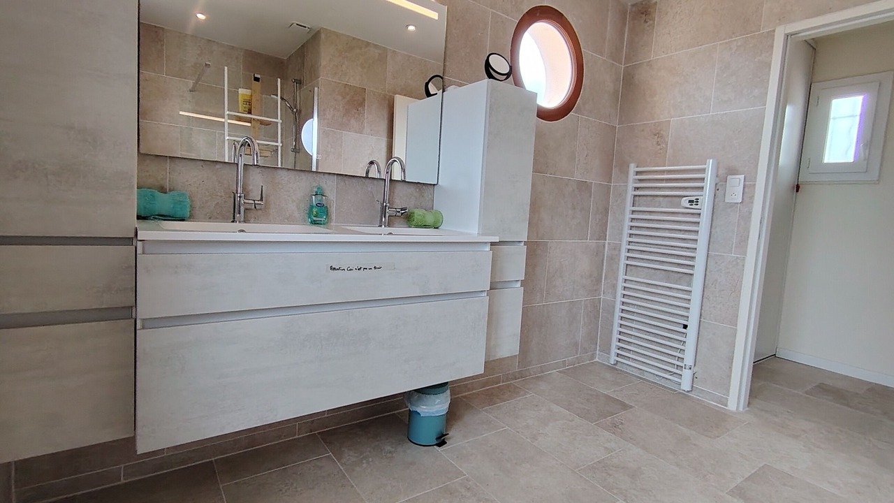 Photo of Bathroom in Giens