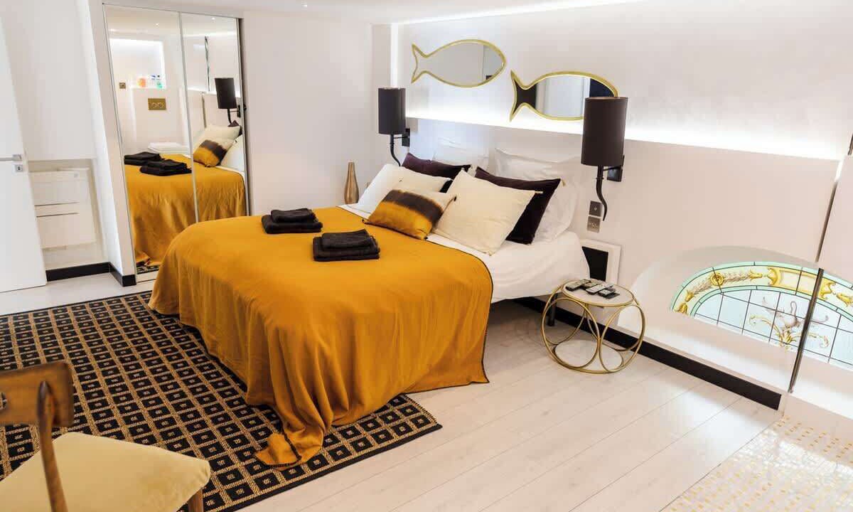 Photo of Bedroom in Beausoleil