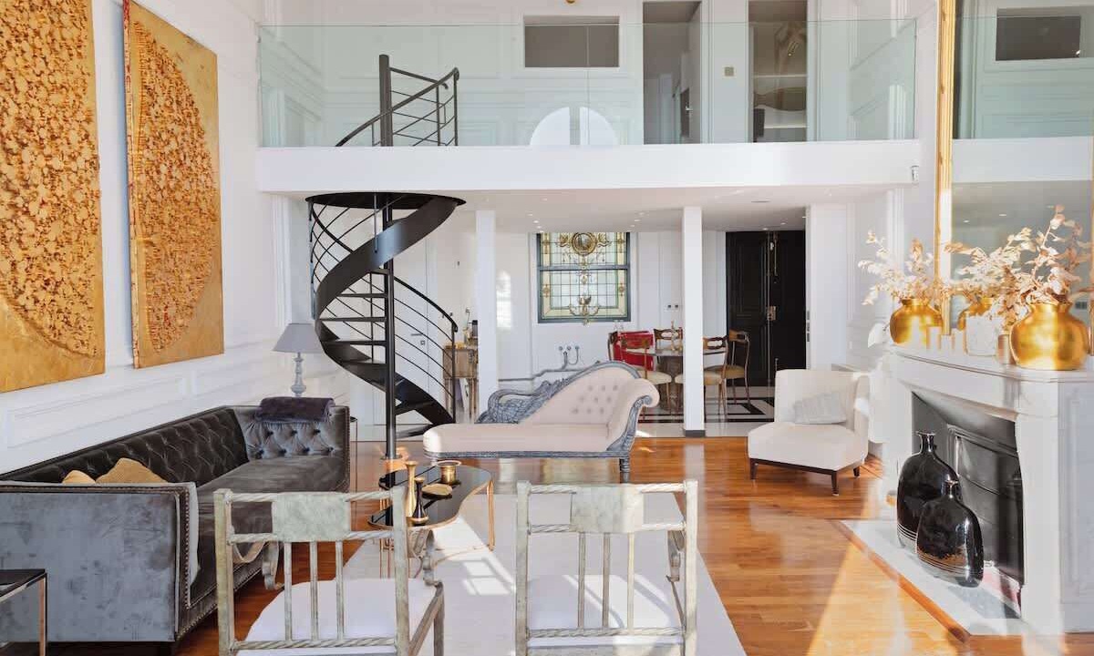 Photo of Livingroom in Beausoleil