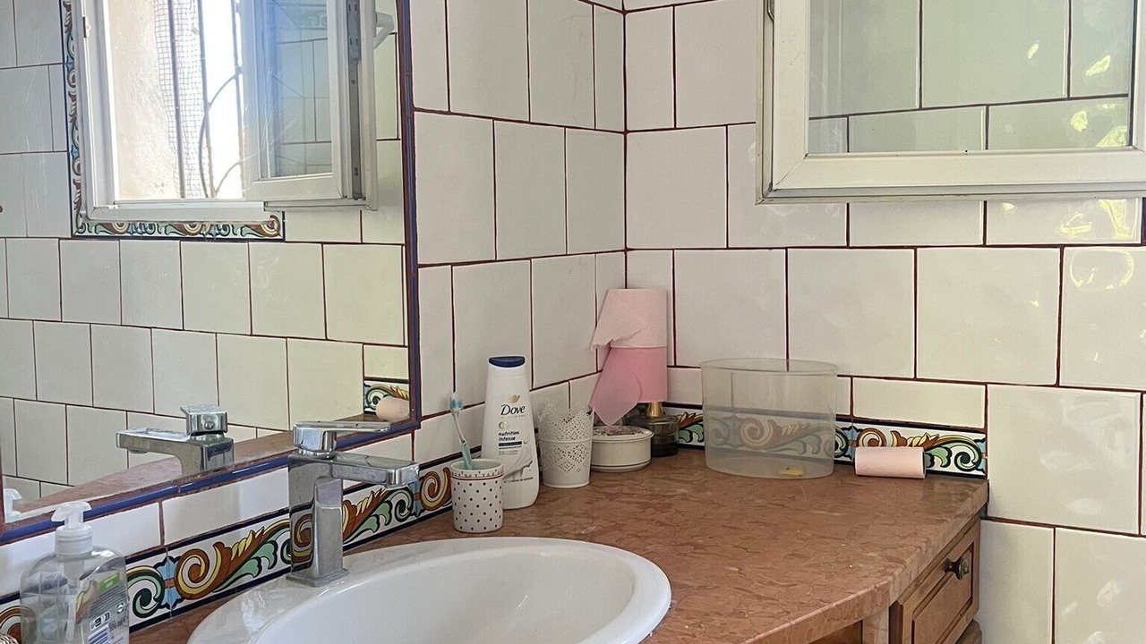 Photo of Bathroom in La Roque-d'Antheron