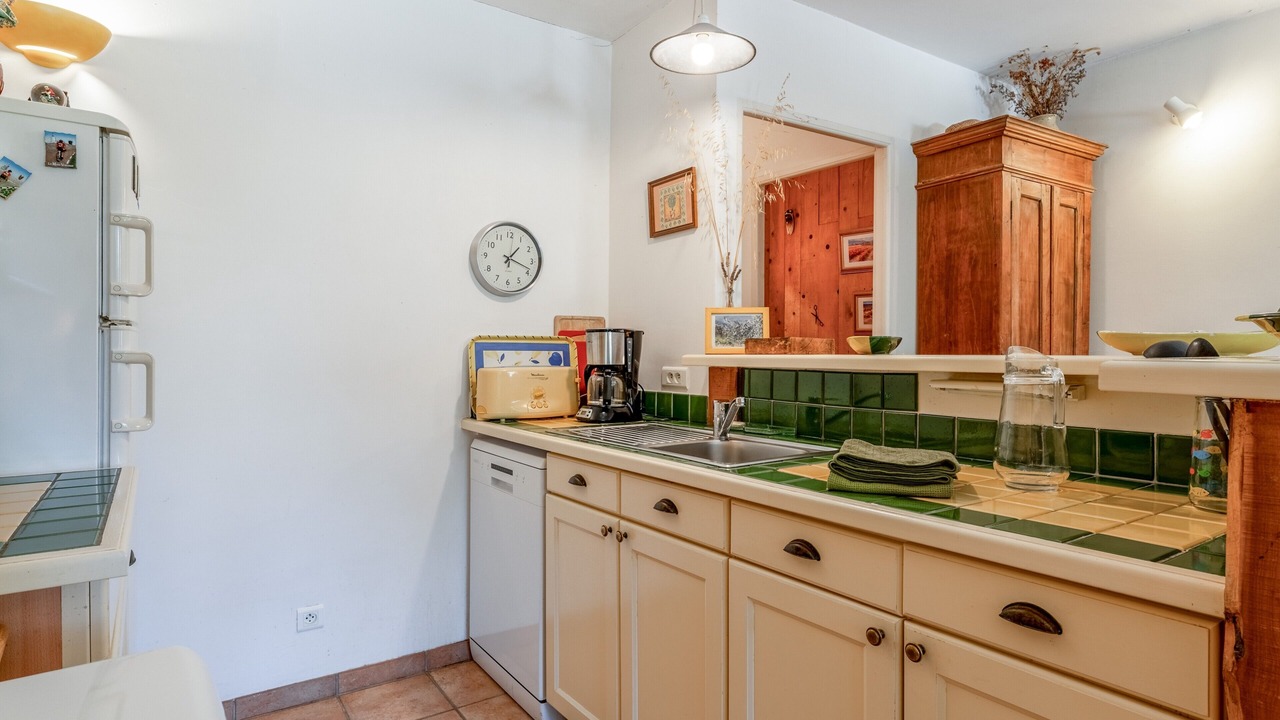 Photo of Kitchen in Entrechaux