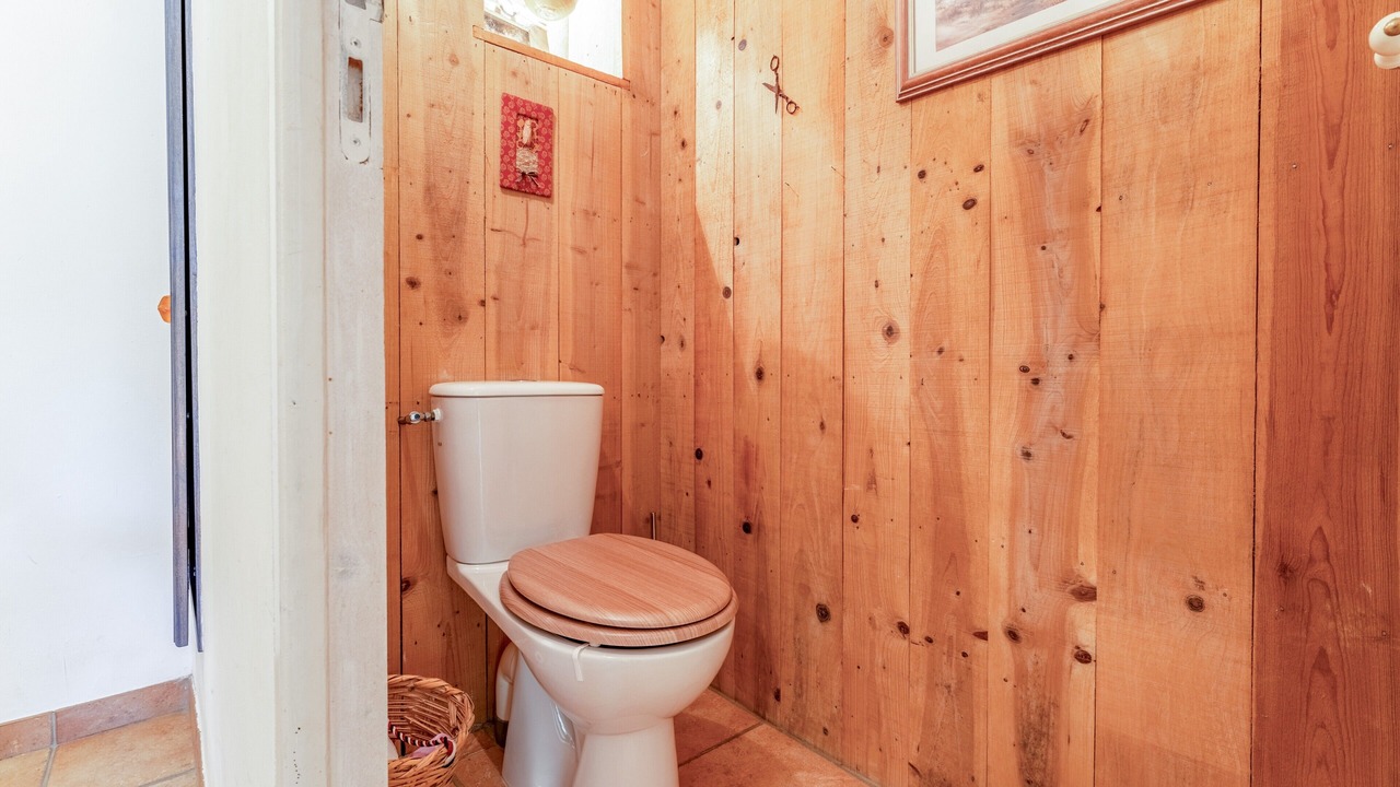 Photo of Bathroom in Entrechaux