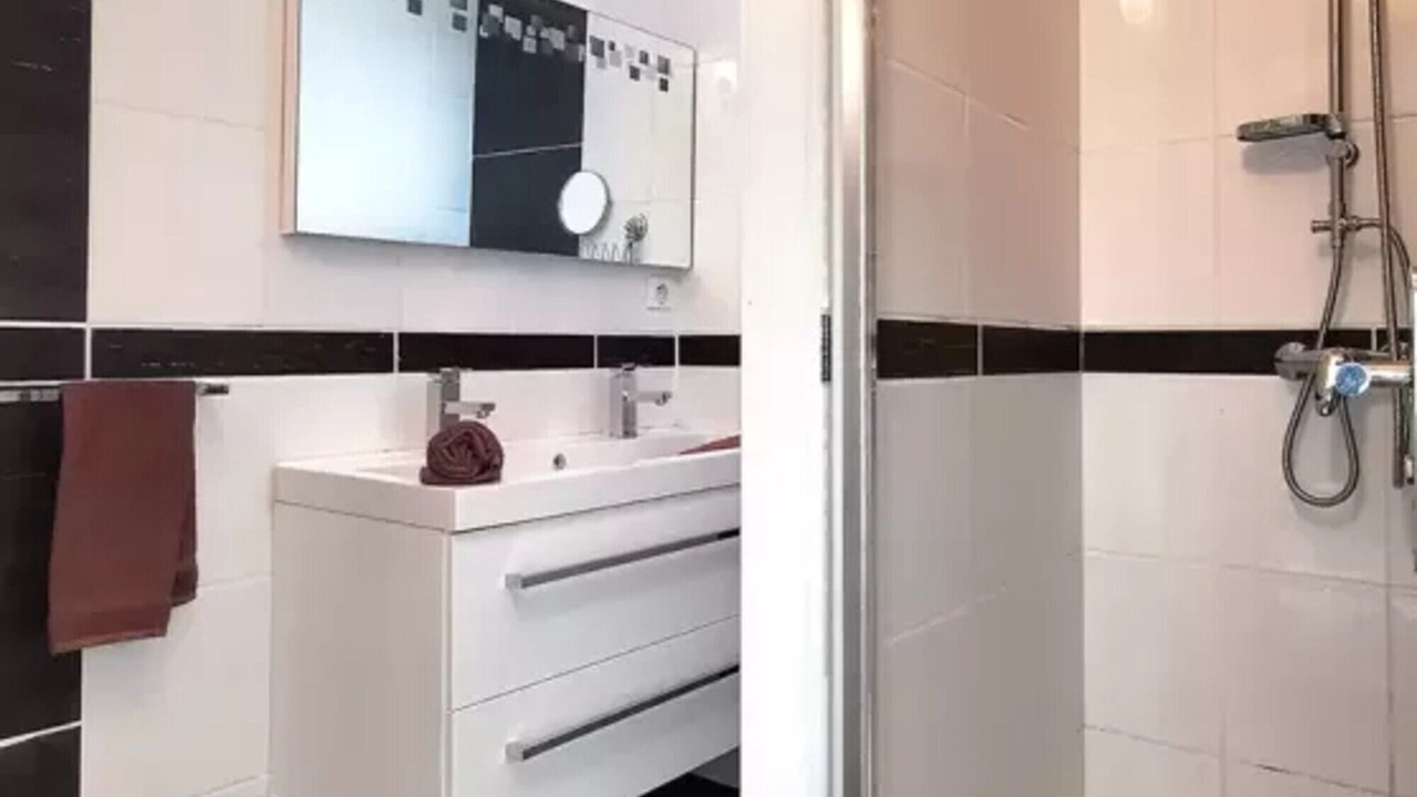 Photo of Bathroom in Mostuejouls