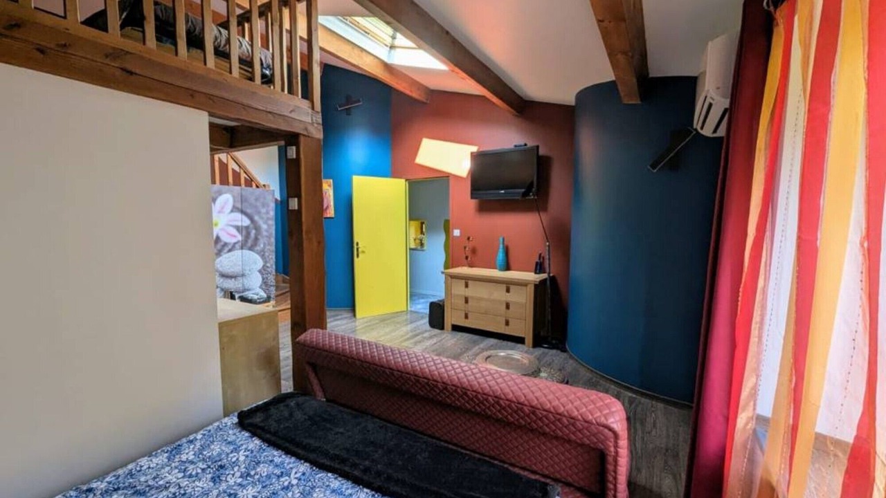 Photo of Bedroom in Mostuejouls
