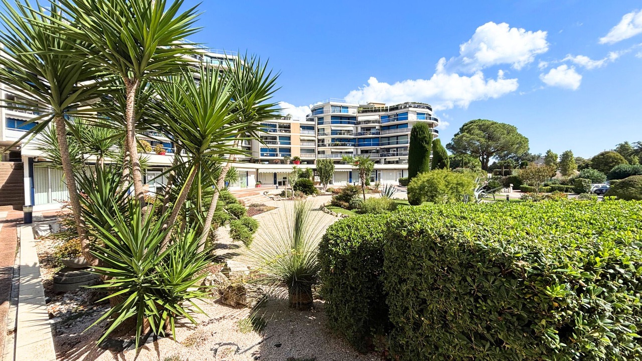 Photo of Outdoor in Mandelieu-la-Napoule Beach