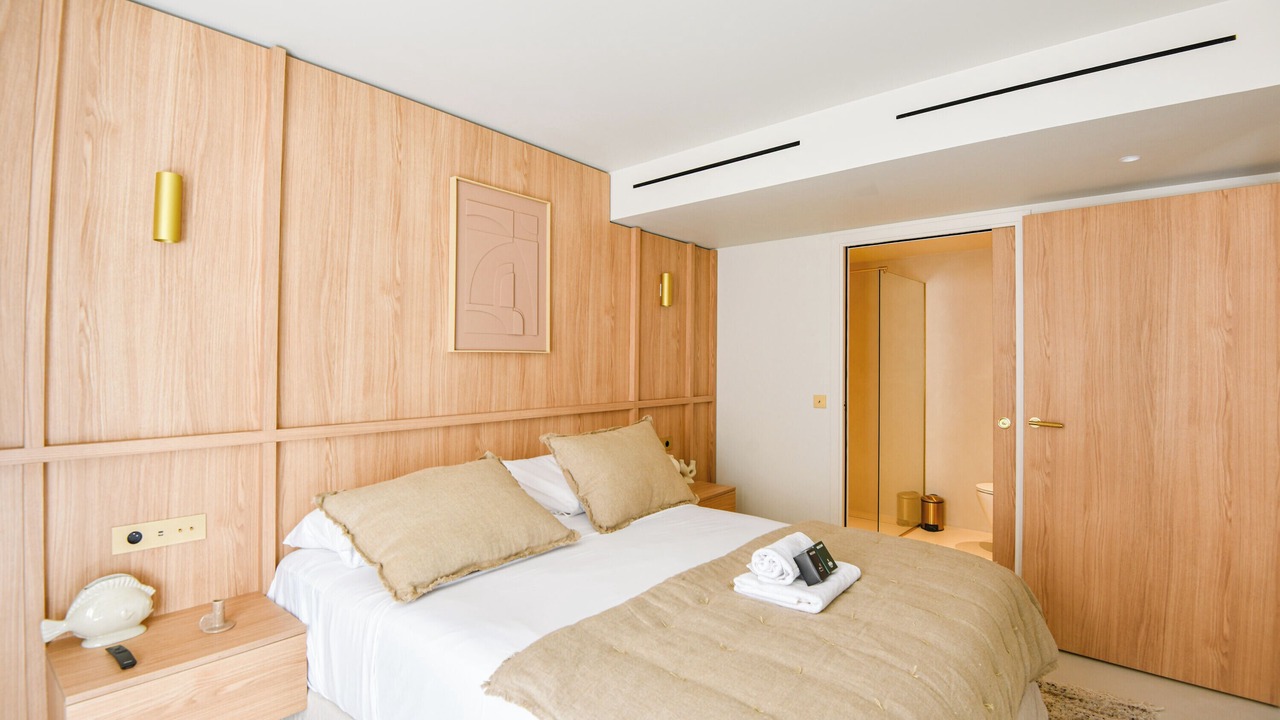 Photo of Bedroom in Opera