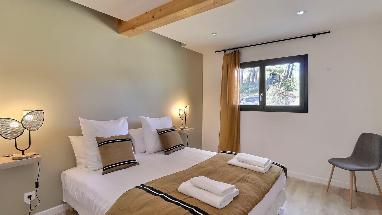 Photo of Bedroom in Ventabren