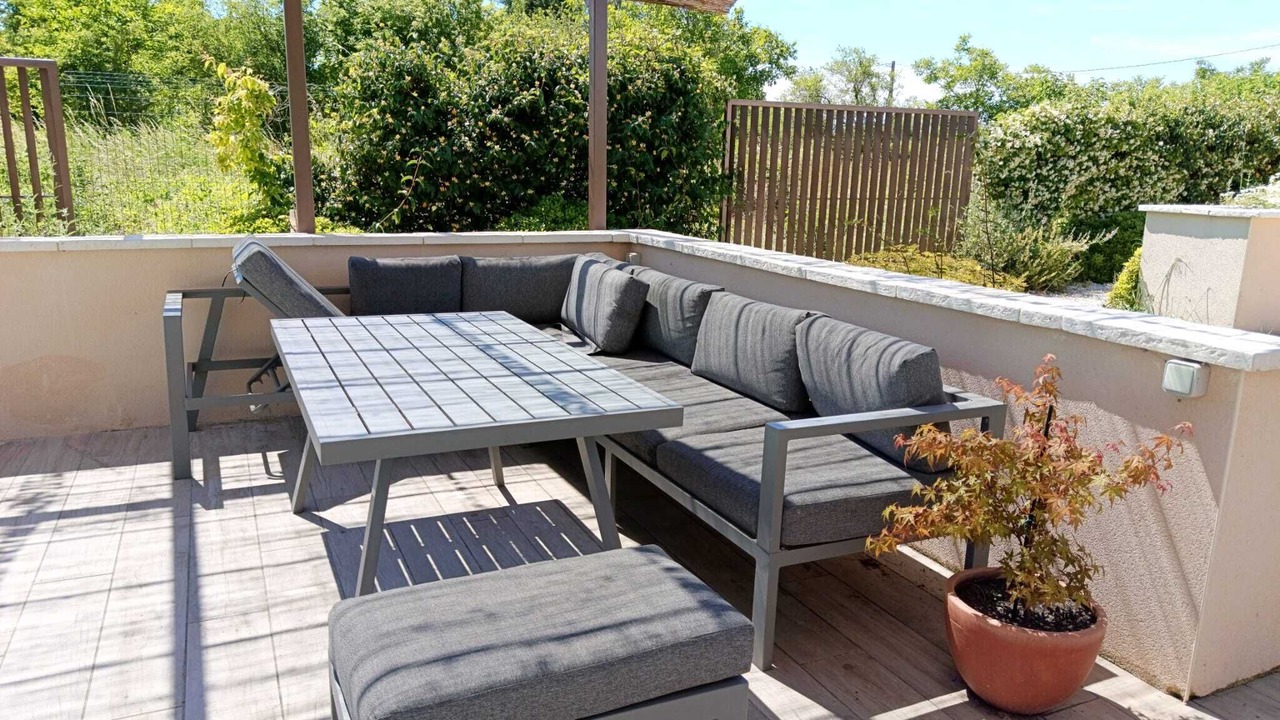 Photo of Outdoor in Velleron
