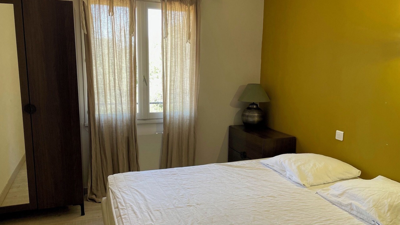 Photo of Bedroom in Eygalieres