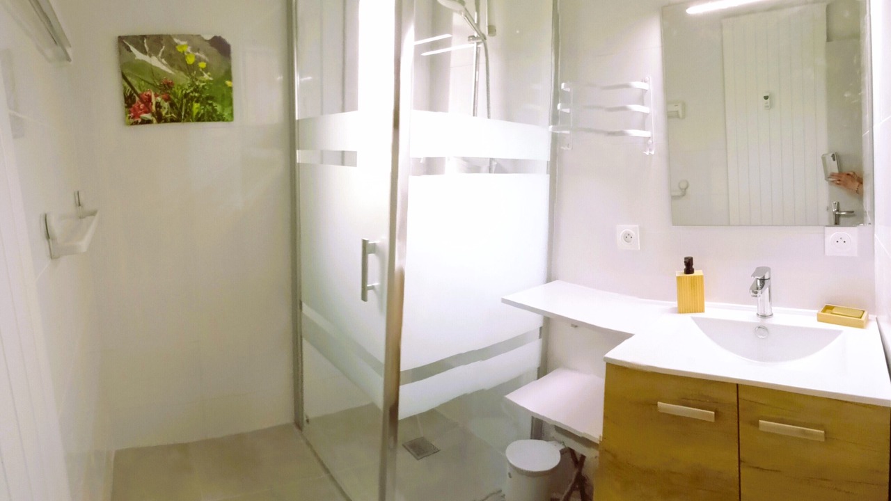 Photo of Bathroom in Villard-de-Lans