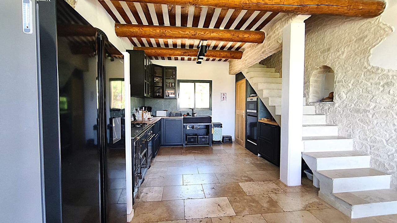 Photo of Kitchen in L'Isle-sur-la-Sorgue