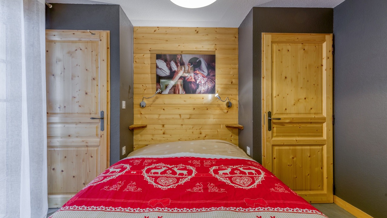 Photo of Bedroom in Mont-de-Lans