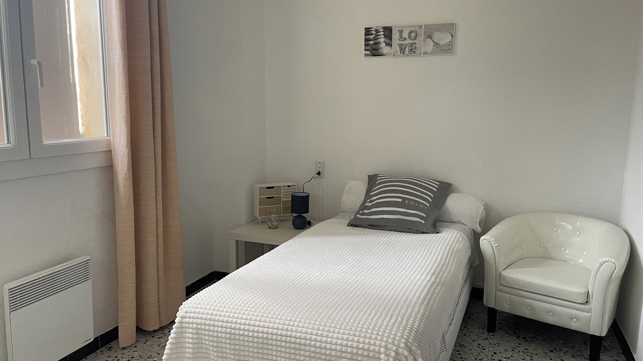 Photo of Bedroom in Caromb