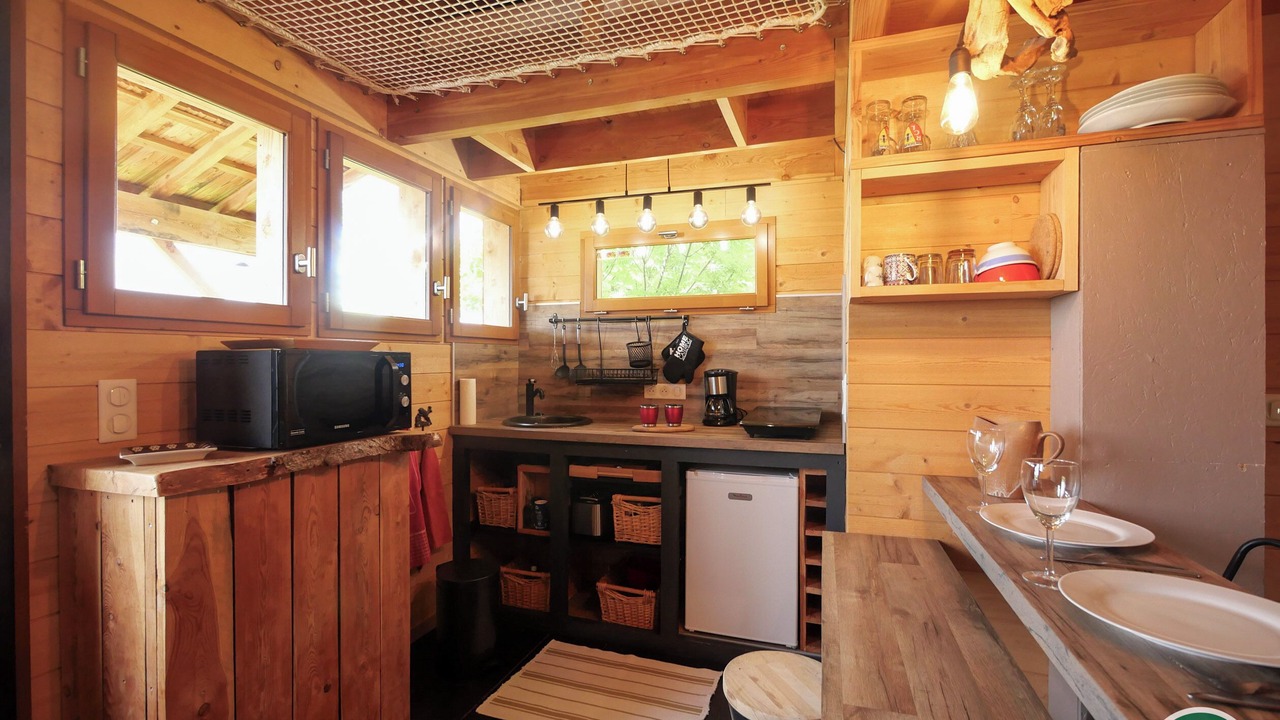 Photo of Kitchen in Saint-Michel-de-Chaillol