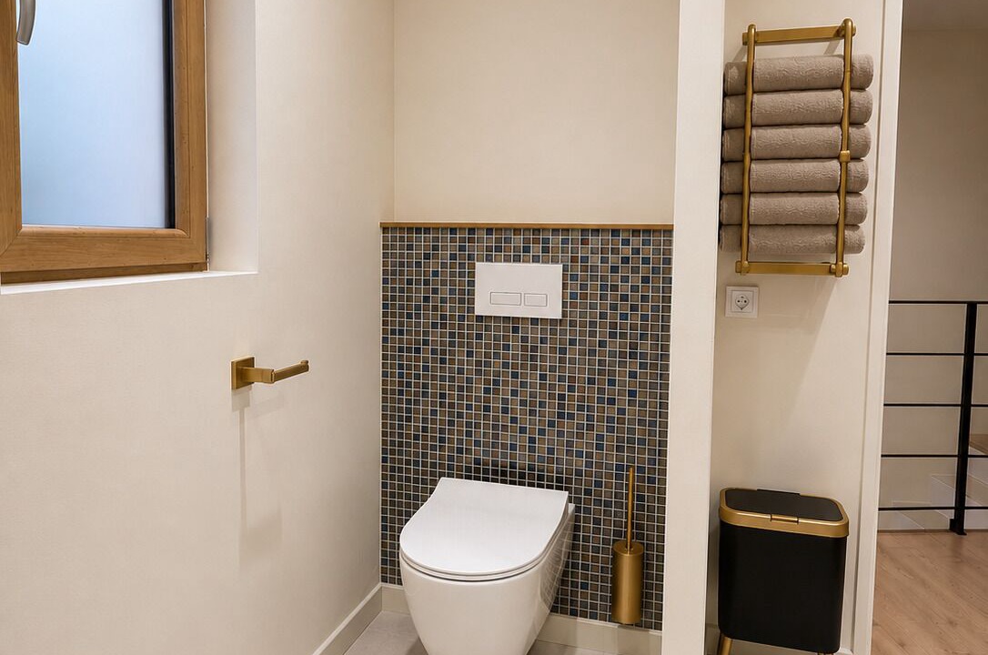 Photo of Bathroom in Saint-Etienne-de-Saint-Geoirs