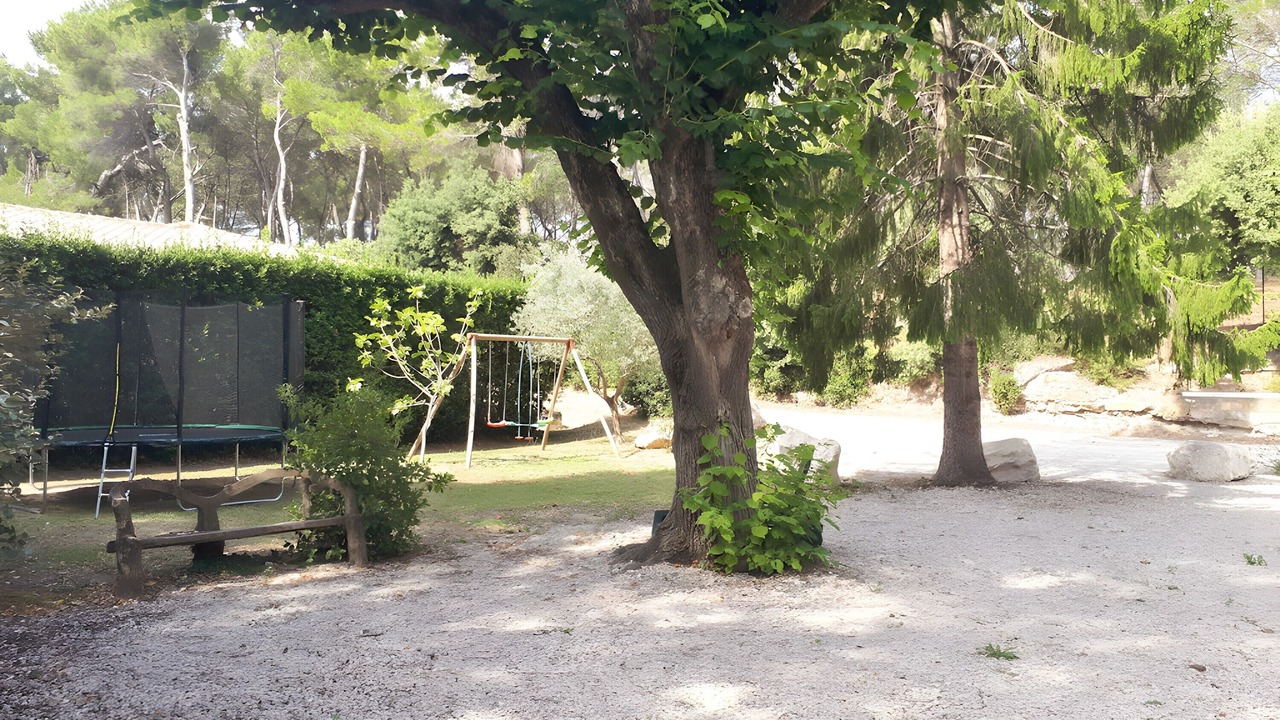 Photo of Outdoor in Orgon