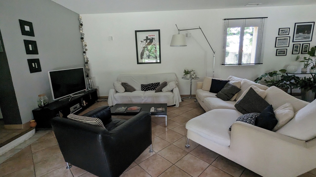 Photo of Livingroom in Pelissanne