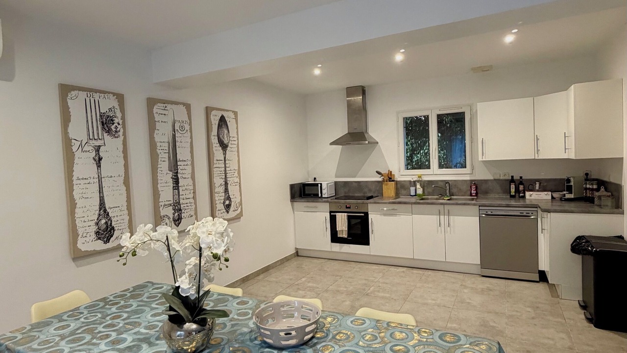 Photo of Kitchen in Six-Fours-les-Plages