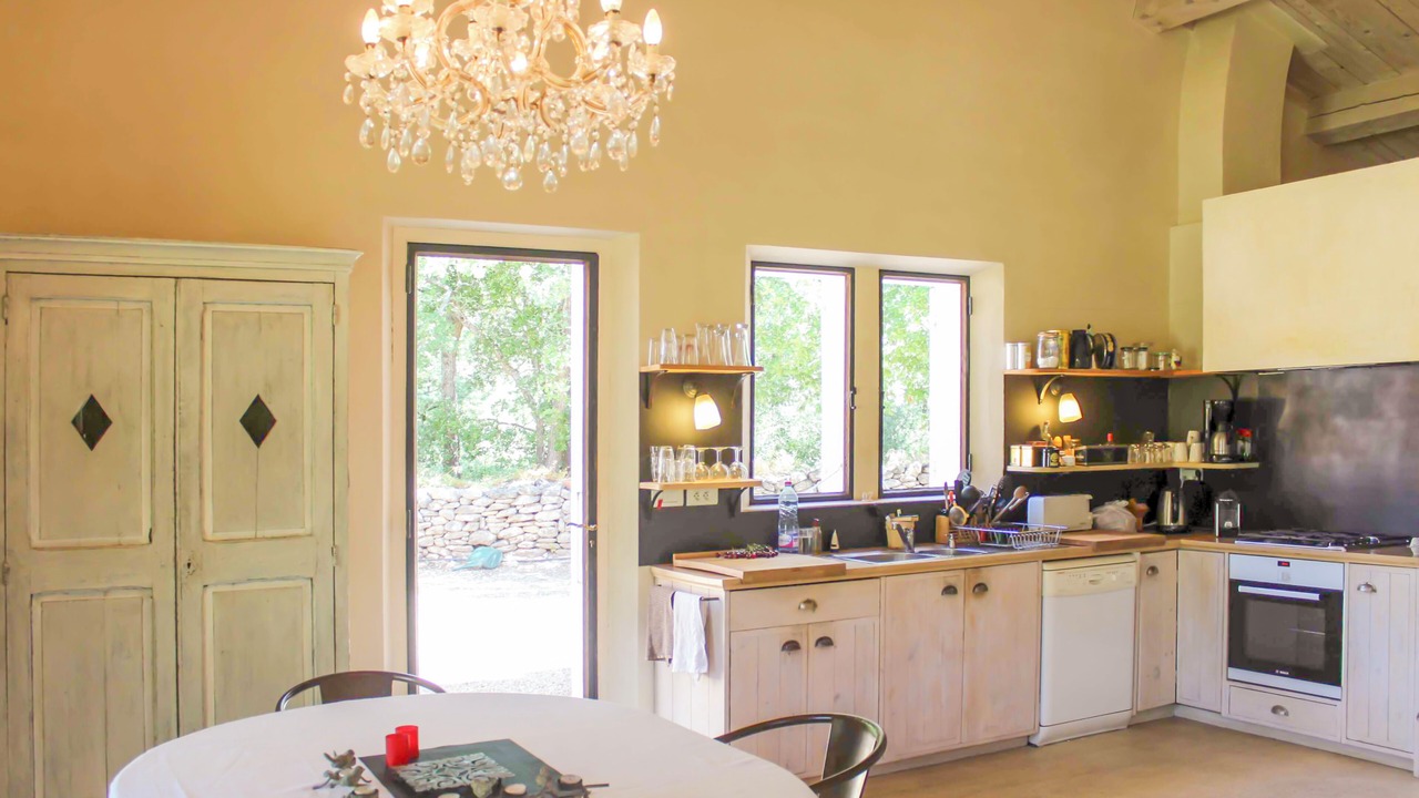 Photo of Kitchen in Cabrieres-d'Avignon