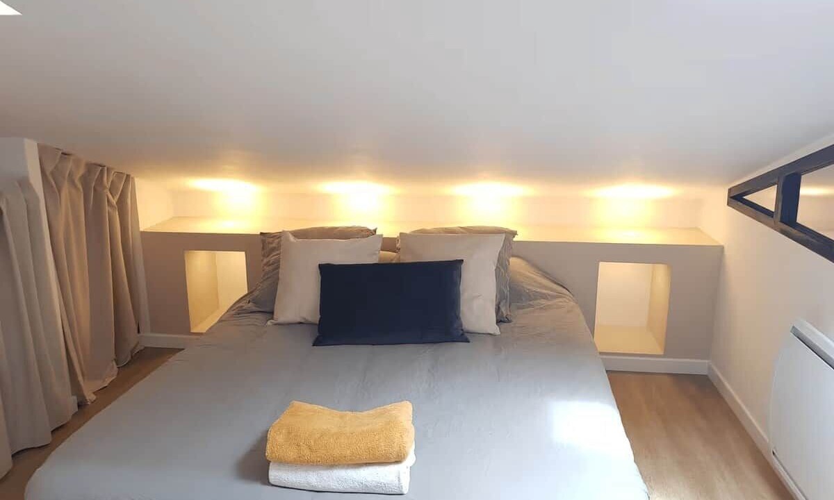 Photo of Bedroom in La Joliette