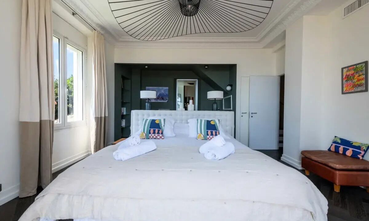 Photo of Bedroom in Cannes La Bocca